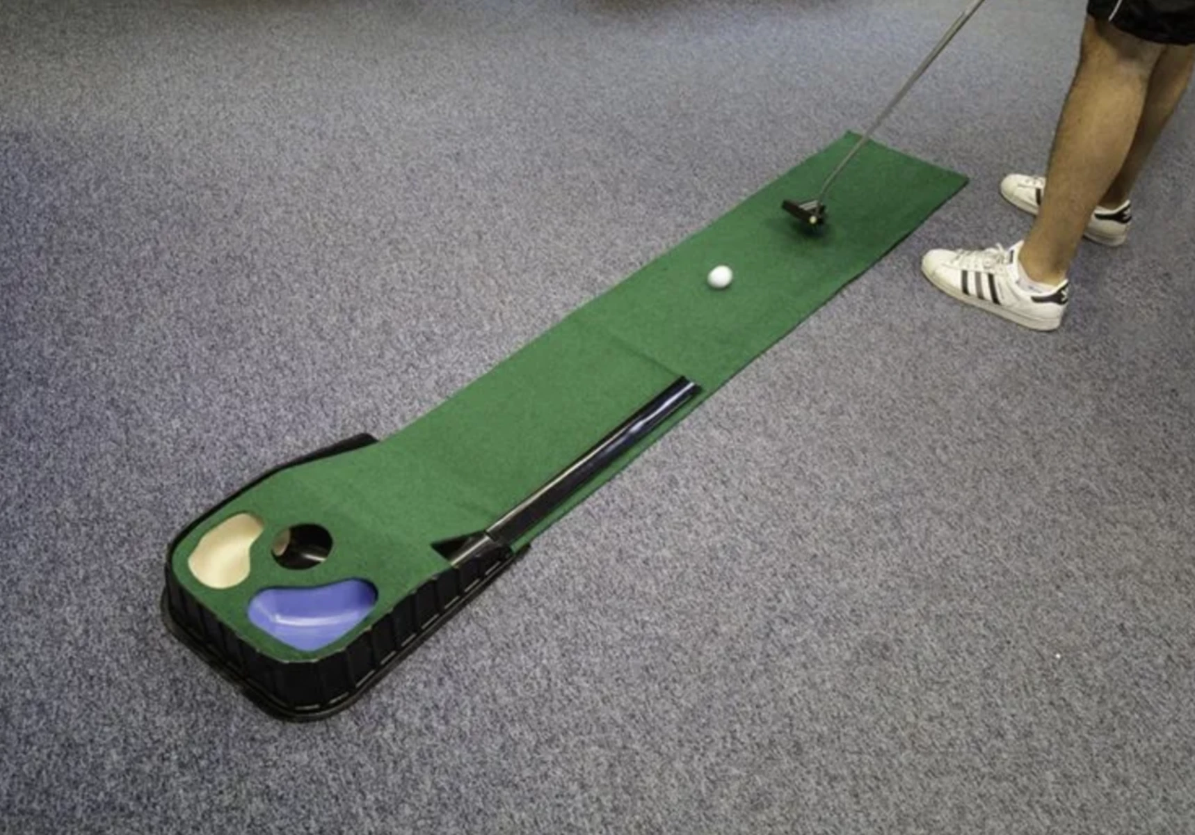 Masters Hazard Putting Mat 4 Masters Hazard Putting Mat - Image 2