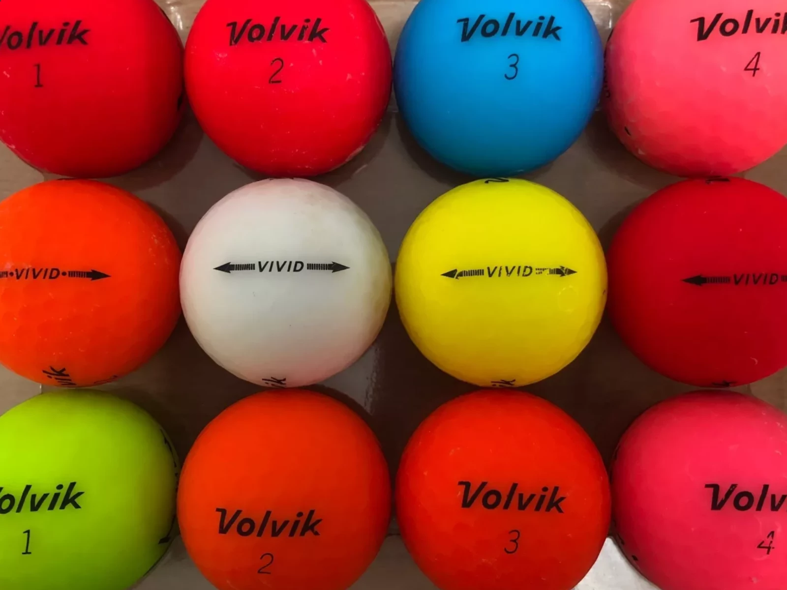 Volvik Vivid Golf Ball (Pearls) 4 Volvik Vivid Golf Ball (Pearls) - Image 2
